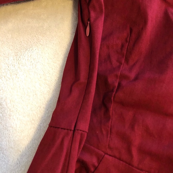 Red long sleeve a line dress w/ criss cross front - Picture 14 of 16